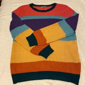 Multicolored sweater. Size: M